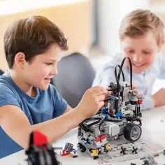 Zajęcia z robotyki: Jak wybrać najlepsze dla dziecka? Poradnik.