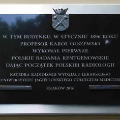 Kto odkrył promienie X i jak zmieniły świat nauki?
