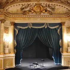Ile jest teatrów w Warszawie? Odkryj ich różnorodność i ofertę
