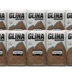 Rzędy worków z napisem "GLINA WĘDKARSKA" i informacją "Double Leam 2 kg".