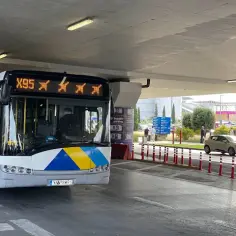 Jak dojechać z lotniska Ateny do centrum - najlepsze opcje transportu