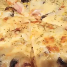Jak zrobić pizzę w mikrofali w 5 minut - prosty przepis krok po kroku