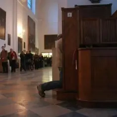 Czy przeklinanie w myślach to grzech? Zrozumienie intencji i moralności