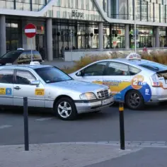 Ile kosztuje taxi we Wrocławiu? Poznaj ukryte opłaty i stawki