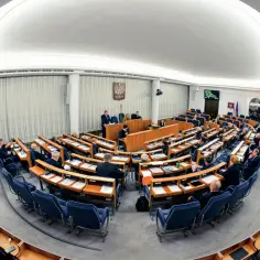 Kto wchodzi do senatu? Poznaj nowych senatorów i ich partie