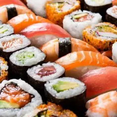 Pochodzenie sushi: z jakiego kraju pochodzi i jak zdobyło światową popularność