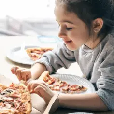 Kiedy jest Dzień Pizzy? Odkryj radosne obchody na całym świecie
