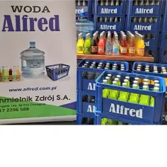 Najlepsze napoje na bazie wody Alfred – naturalne smaki z Chmielnika