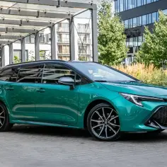 Toyota z jakiego kraju pochodzi? Odkryj jej japońskie korzenie