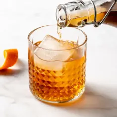 Amaretto jak pić: najlepsze sposoby i przepisy na drinki