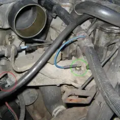Ukryty czujnik temperatury silnika Opel Insignia - szybka lokalizacja bez stresu