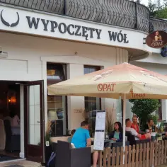 Gdzie zjeść w Kudowie-Zdroju? Odkryj najlepsze restauracje i dania