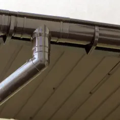 Jak podłączyć mauser do rynny: 7 kroków do efektywnego systemu