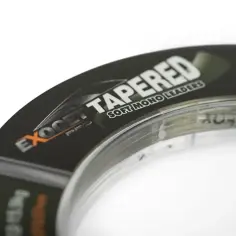 Strzałówka karpiowa Exocet Tapered Soft Mono Leaders, idealna do połowu karpi. Niewidoczna w wodzie.