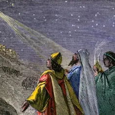 Trzej mędrcy patrzą na niezwykłą gwiazdę betlejemską na nocnym niebie, wskazującą drogę do Betlejem.