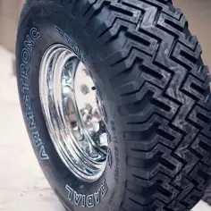 Jakie opony do Jeep Grand Cherokee WJ - uniknij błędnych wyborów