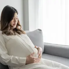 Jak przetrwać silną nerwicę w ciąży? 7 porad doświadczonych mam