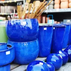Najlepsza farba do malowania donic ceramicznych - uniknij błędów malarskich