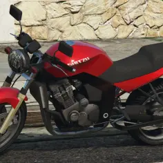 Czerwony motocykl z napisem "SHITZU" i numerem PCJ675. Idealny do szybkiej jazdy po Los Santos, jak kod na motor GTA 5.