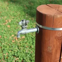 Prosty sposób na zabudowę kranu w ogrodzie bez kosztownej wizyty hydraulika