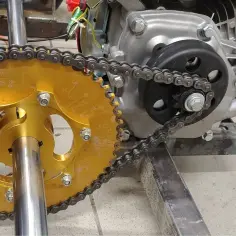 Jak założyć spinkę do łańcucha motocyklowego bez błędów i stresu