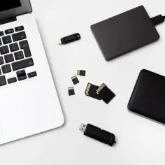 Pendrive czy dysk zewnętrzny - co wybrać dla najlepszej wydajności?