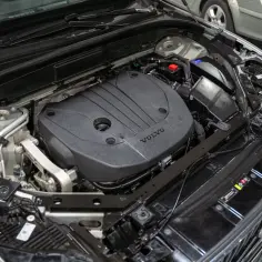 Silnik Volvo XC60. Zastanawiasz się, jaki silnik do gazu będzie najlepszy? Tutaj widzisz jednostkę napędową.