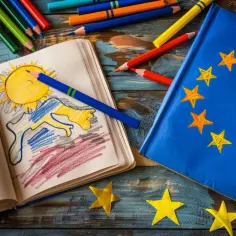 Kolorowanka z flagą Unii Europejskiej: pomysł na pracę plastyczną w szkole