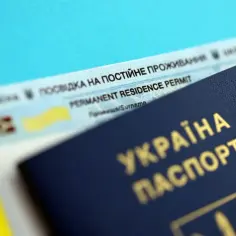Ukraiński paszport i karta pobytu stałego. Dokumenty potwierdzające rezydencję podatkową.