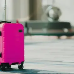 Ile kosztuje walizka w Wizz Air? Sprawdź ceny i uniknij wysokich opłat