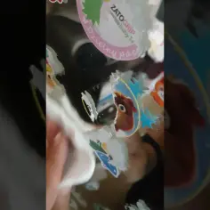 Jak usunąć naklejkę z lustra bez rysowania i zniszczenia powierzchni