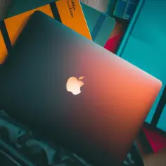 iSpot: Jakie zniżki dla studentów oferuje Apple w swoich sklepach?
