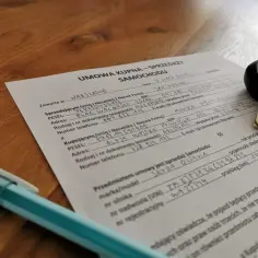 Umowa kupna sprzedaży samochodu jak wypełnić, aby uniknąć błędów