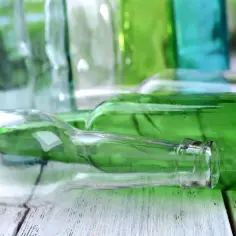 Recykling szkła w Polsce: Jak efektywnie chronić środowisko?