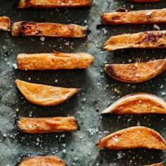 Jak idealnie piec bataty frytki w piekarniku, aby były chrupiące