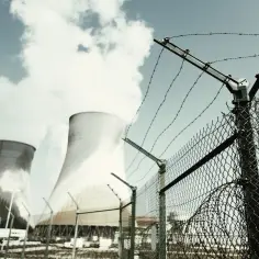 Dlaczego Niemcy rezygnują z atomu? Odkryj niebezpieczeństwa i konsekwencje