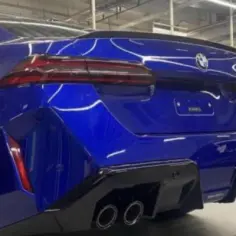 Nowy BMW M5 2025: co warto wiedzieć o nadchodzącym modelu i jego zmianach