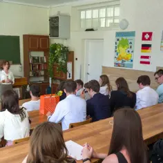 Ile zarabiają nauczyciele? Zaskakujące różnice w wynagrodzeniach