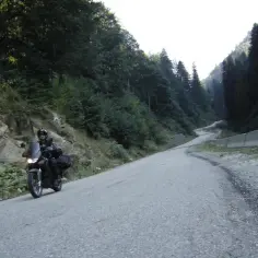 Ile oleju do silnika aprilia pegaso 650? Uniknij problemów z silnikiem
