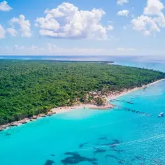 Dominikana: Morze Karaibskie czy Ocean Atlantycki - co wybrać?