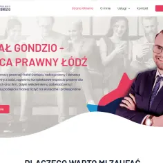 Uśmiechnięty mężczyzna w garniturze, z tekstem "Rafał Gondzio - Radca Prawny Łódź".