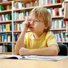 Jak stwierdzić dysleksję: 8 kluczowych objawów i diagnoza