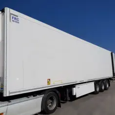 Ile kosztuje wynajem naczepy? Sprawdź ceny i oszczędzaj na transporcie