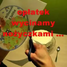 Kiedy położyć opłatek na tort, aby uniknąć zniszczenia ciasta?