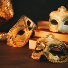Najlepsze książki o teatrze, które zmienią twoje spojrzenie na sztukę