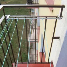 Jak zrobic suszarke na balkonie i zaoszczędzić miejsce na pranie
