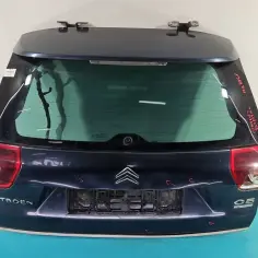 C5 Sedan: Klapa bagażnika opada? Wymień siłowniki sam!