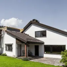 Ile kosztuje dobudowa domu? Zaskakujące wydatki, o których musisz wiedzieć