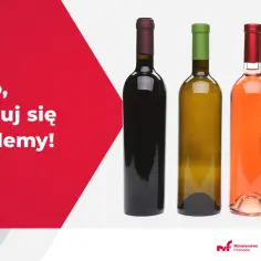 Turysto, nie pakuj się w problemy! Dowiedz się, ile alkoholu można przewieźć w bagażu rejestrowanym. Na zdjęciu 4 butelki wina.