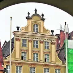 Wrocław: Tajemnica okna którego nie ma - Iluzja na rynku